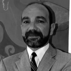 Süha Oğuzertem kimdir? Kadıköy'deki çıkan yangında hayatını kaybetti - 2. Resim