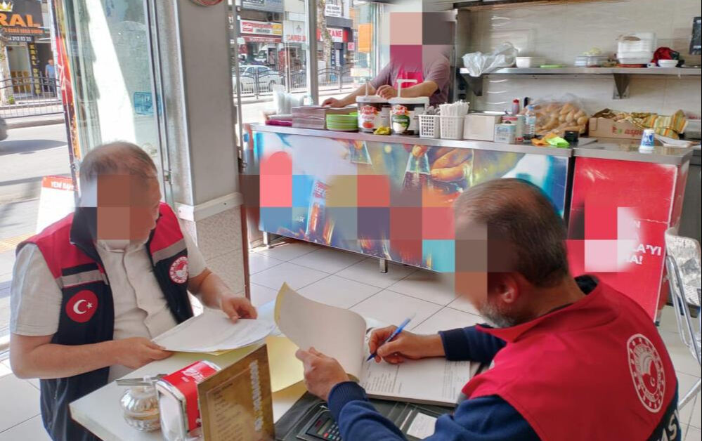 Tavuk döner satan işletmelere rekor ceza! Kurallara uymamanın bedeli ağır oldu - 1. Resim