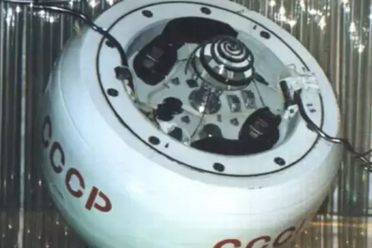 Yarım tonluk Rus uzay aracı dünyaya ne zaman düşecek? Çarpabileceği yerler arasında Türkiye de yer alıyor! - 1. Resim