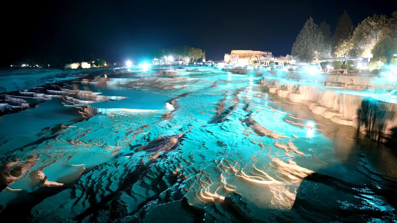Yıldızların altında Efes ve Hierapolis! Gece müzeciliği haziranda tekrar başlıyor Yıldızların altında Efes ve Hierapolis! Gece müzeciliği haziranda tekrar başlıyor