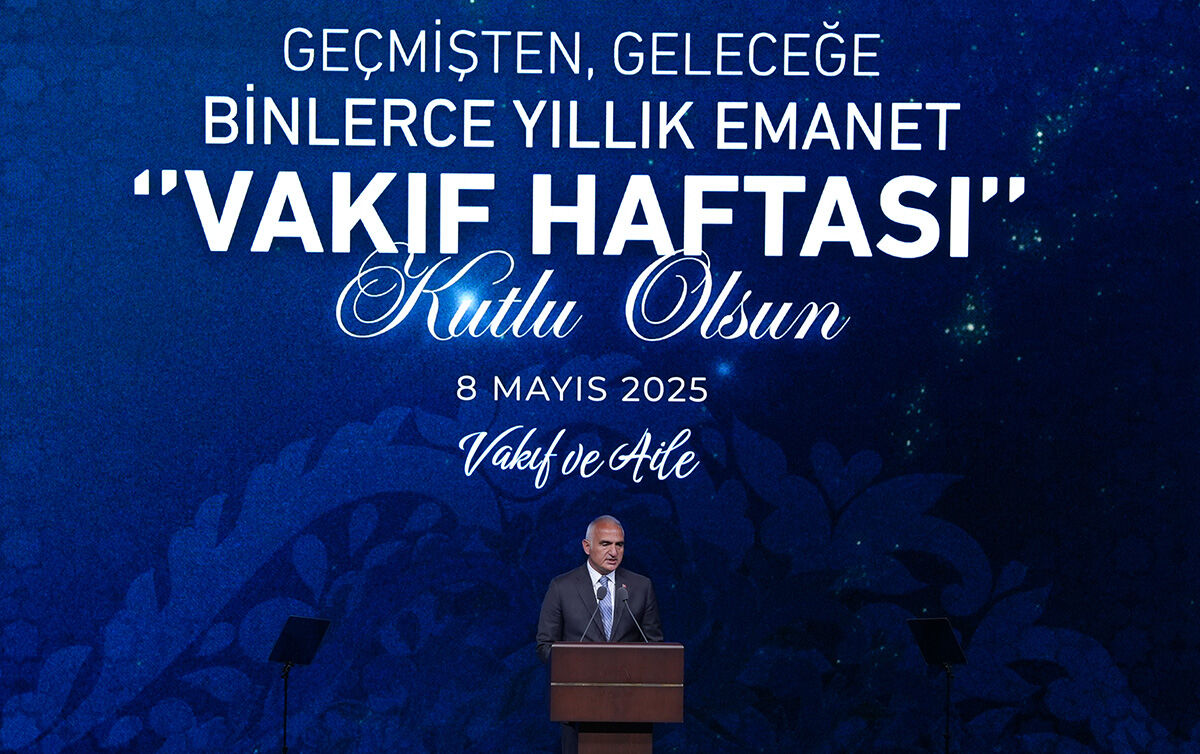 Bakan Ersoy vakıf çalışmalarını özetledi: 23 yılda 5 bin 927 restorasyon! Bakan Ersoy vakıf çalışmalarını özetledi: 23 yılda 5 bin 927 restorasyon! - 1. Resim