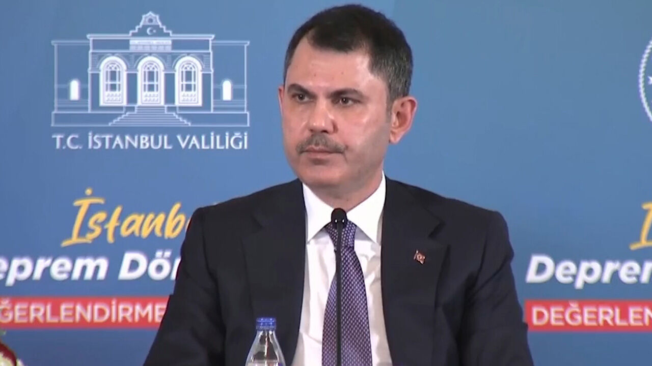 Bakan Kurum'dan İstanbul'daki 600 bin konut için belediyelere çağrı: Konser yerine bütün paramızı buraya harcayalım Bakan Kurum'dan İstanbul'daki 600 bin konut için belediyelere çağrı: Konser yerine bütün paramızı buraya harcayalım - 1. Resim