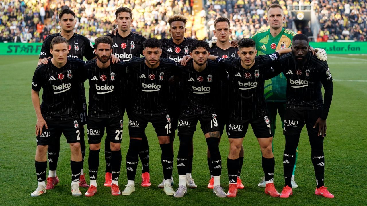 Beşiktaş'ın genç yıldızına Premier Lig ekibi Aston Villa talip oldu: Mustafa Hekimoğlu'na kanca Beşiktaş'ın genç yıldızına Premier Lig ekibi Aston Villa talip oldu: Mustafa Hekimoğlu'na kanca