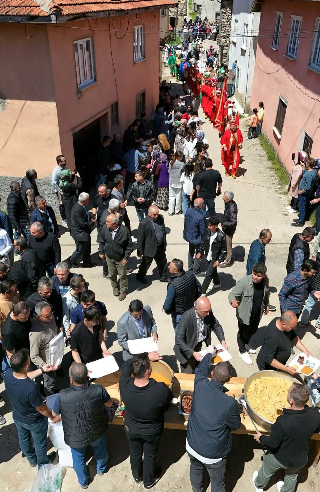 Bu keşkek farklı! 672 senedir yılda bir kere yapılıyor... Keles geleneği bozulmadı - 3. Resim