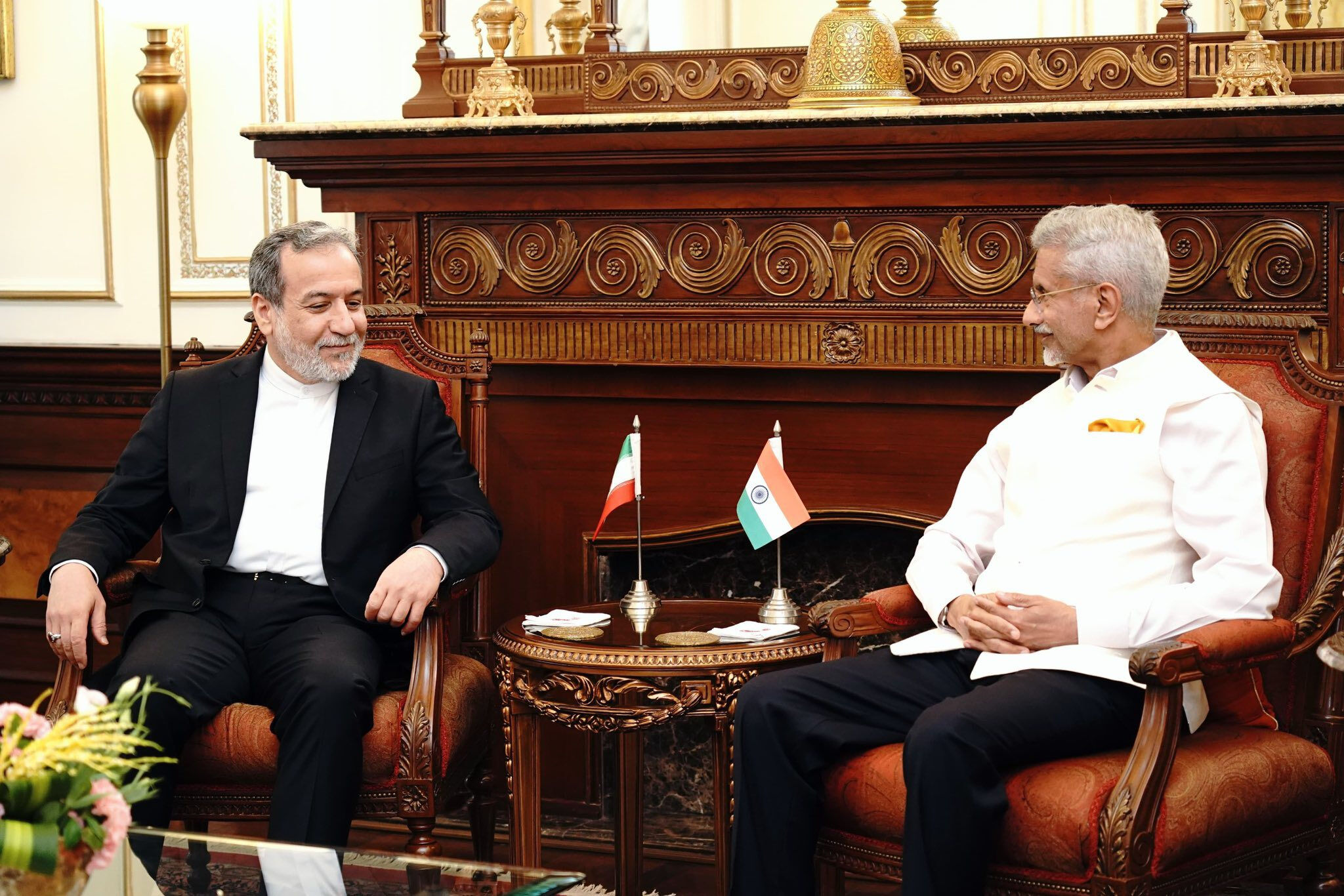 Dünyanın gözü bu çatışmada! Hindistan'dan yeni açıklama geldi Dünyanın gözü bu çatışmada! Hindistan'dan yeni açıklama geldi - 2. Resim