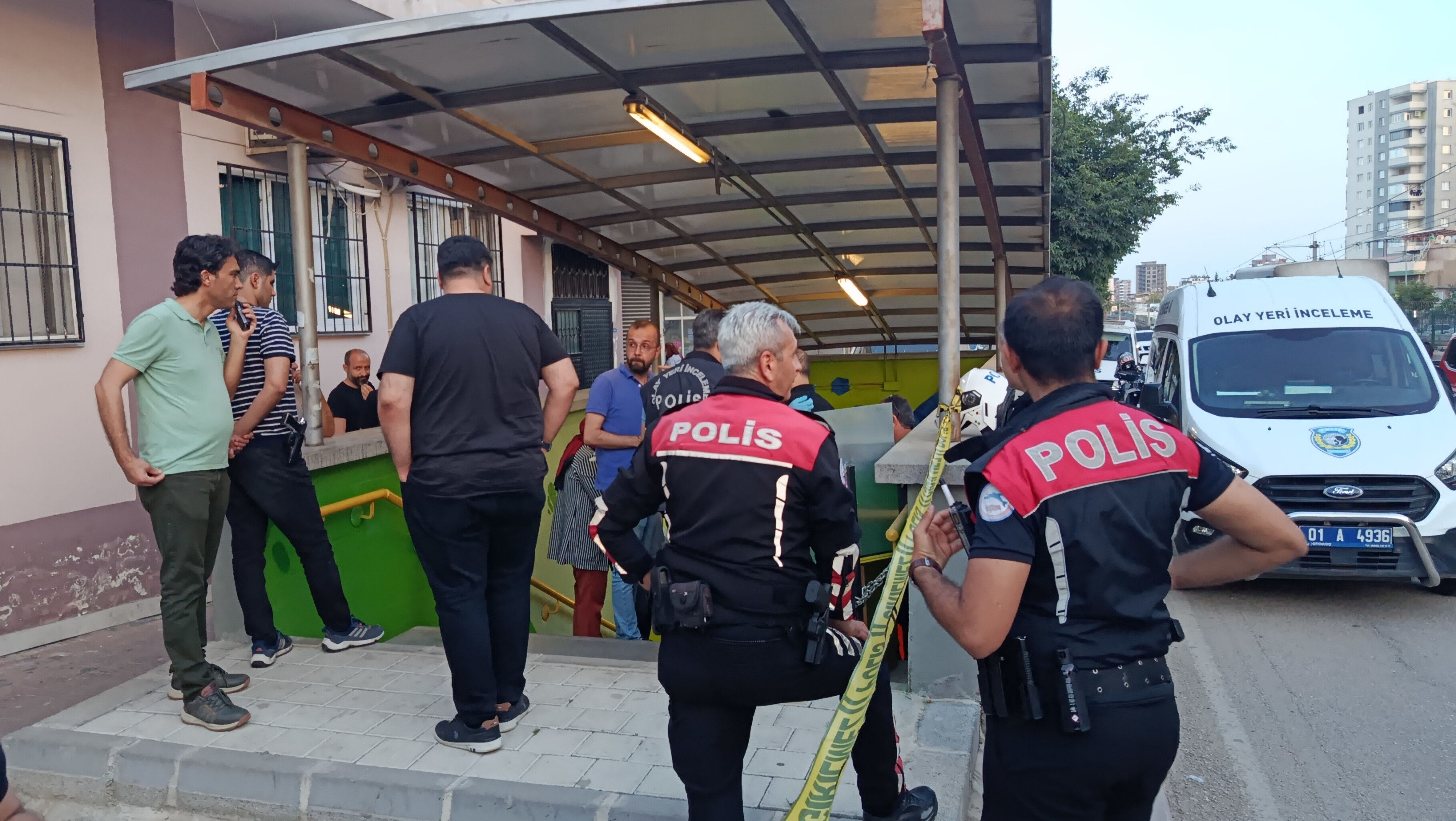 Eski kocasının Neriman Onur'a yaşattıkları dehşete düşürdü! Oğlu babasını hastanelik etti... Eski kocasının Neriman Onur'a yaşattıkları dehşete düşürdü! Oğlu babasını hastanelik etti... - 2. Resim