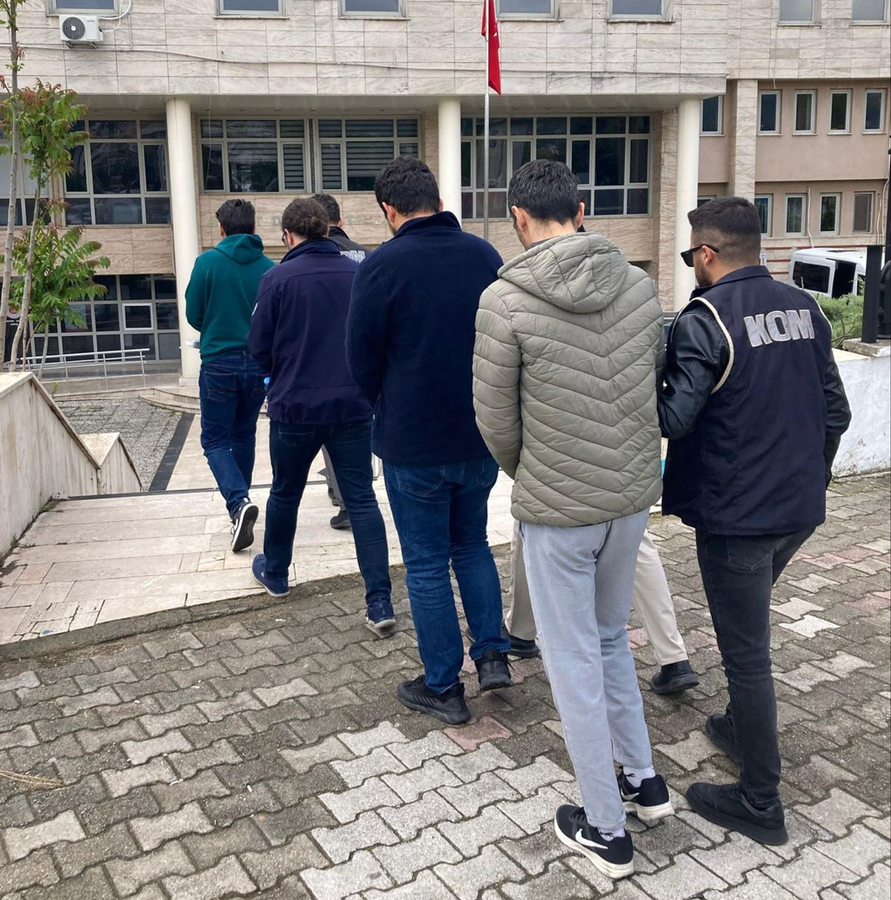 FETÖ yeniden ayaklanmak için 5 şehri seçti: Ortaokula kadar indiler! - 1. Resim