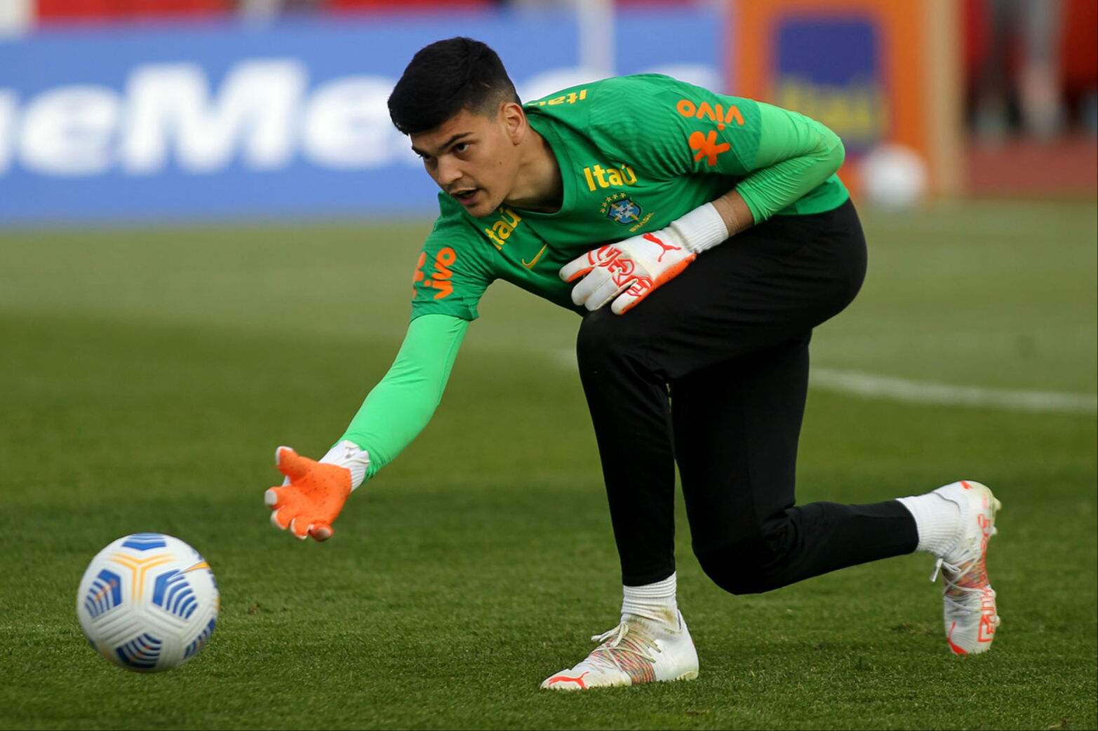 Galatasaray'dan Gabriel Brazao için ilk hamle! Teklif geri çevrildi Galatasaray'dan Gabriel Brazao için ilk hamle! Teklif geri çevrildi - 1. Resim