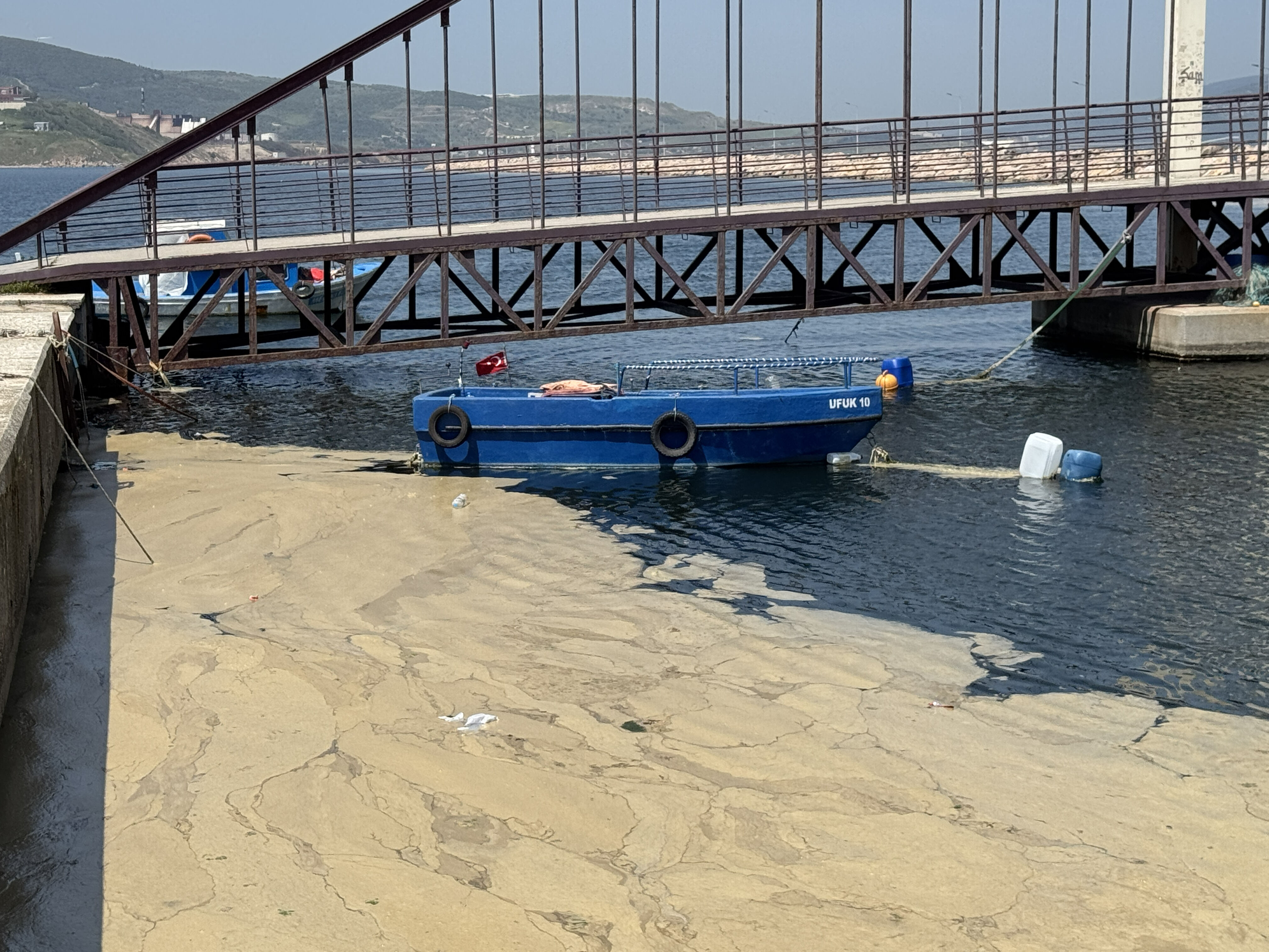 Kabus geri döndü! Bandırma ve Erdek Körfezi'nde müsilaj Kabus geri döndü! Bandırma ve Erdek Körfezi'nde müsilaj - 3. Resim