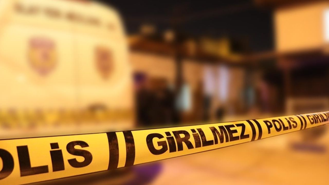 Pompalı tüfekle dehşet saçtı, kız arkadaşını yaraladı Pompalı tüfekle dehşet saçtı, kız arkadaşını yaraladı