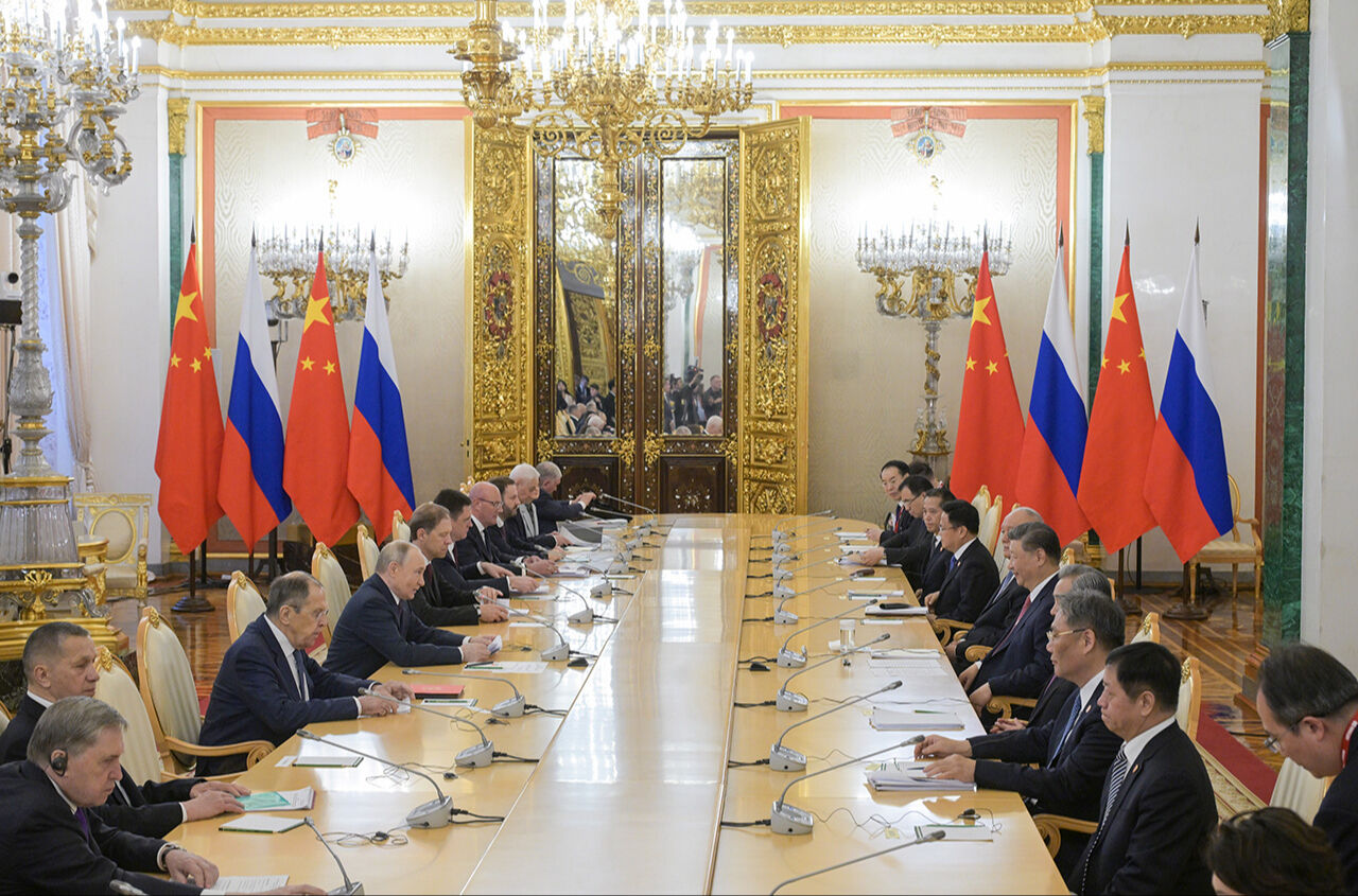 Putin ve Cinping'ten Moskova'da kritik buluşma: Çok kutuplu dünya düzenini oluşturmaya hazırız! Putin ve Cinping'ten Moskova'da kritik buluşma: Çok kutuplu dünya düzenin oluşturmaya hazırız! İşte detaylar - 6. Resim