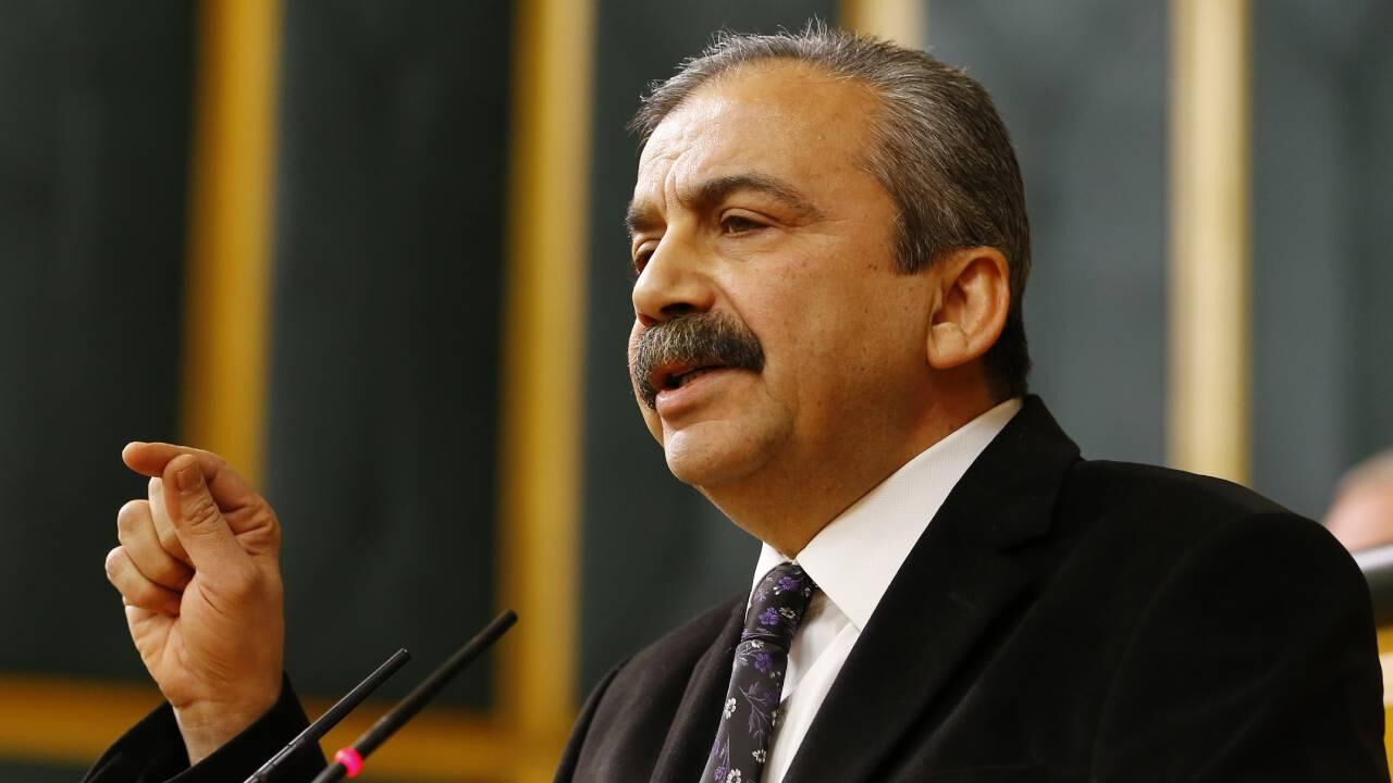 Sırrı Süreyya Önder suikast sonucu mu hayatını kaybetti? Mücahit Birinci'den dikkat çeken açıklama Sırrı Süreyya Önder suikast sonucu mu hayatını kaybetti? Mücahit Birinci'den dikkat çeken açıklama - 1. Resim