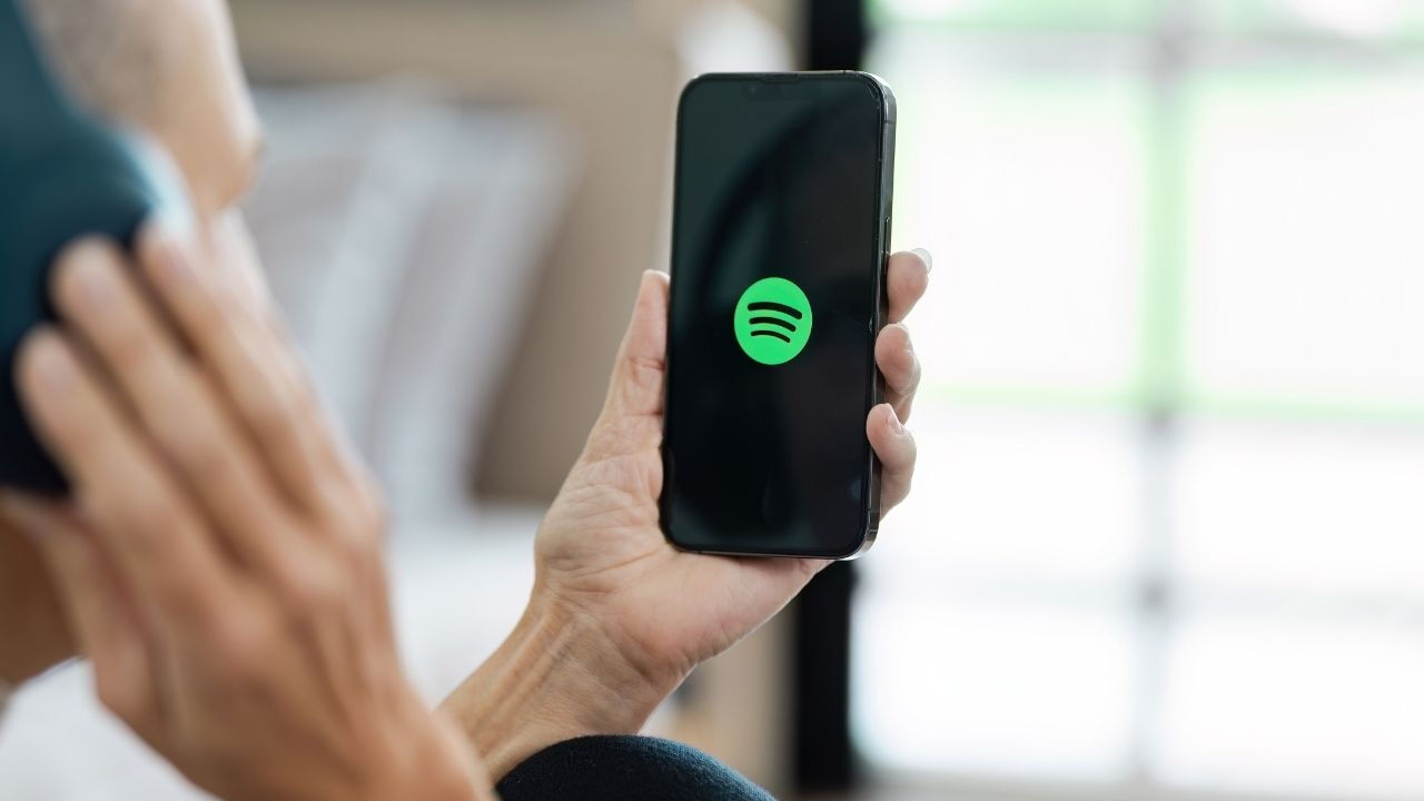 Spotify kullanıcılarına yeni özellik: Beğenmediğiniz şarkıları 30 günlüğüne erteleyin Spotify kullanıcılarına yeni özellik: Beğenmediğiniz şarkıları 30 günlüğüne erteleyin - 4. Resim