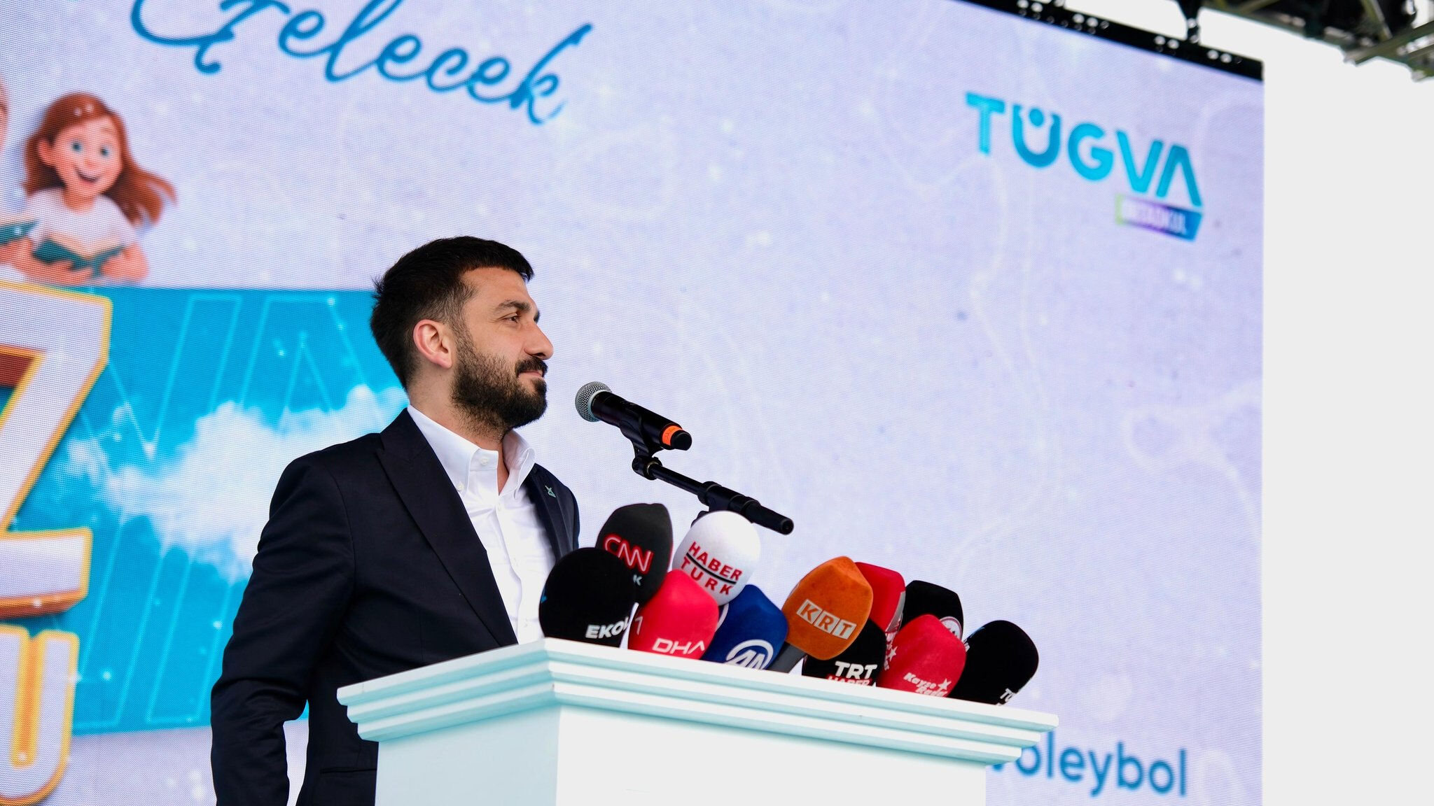 TÜGVA Yaz Okulu binlerce öğrenciyi buluşturdu! Bilal Erdoğan: Büyük bir geleceği inşa edebiliriz TÜGVA Yaz Okulu binlerce öğrenciyi buluşturdu! Bilal Erdoğan: Büyük bir geleceği inşa edebiliriz - 2. Resim