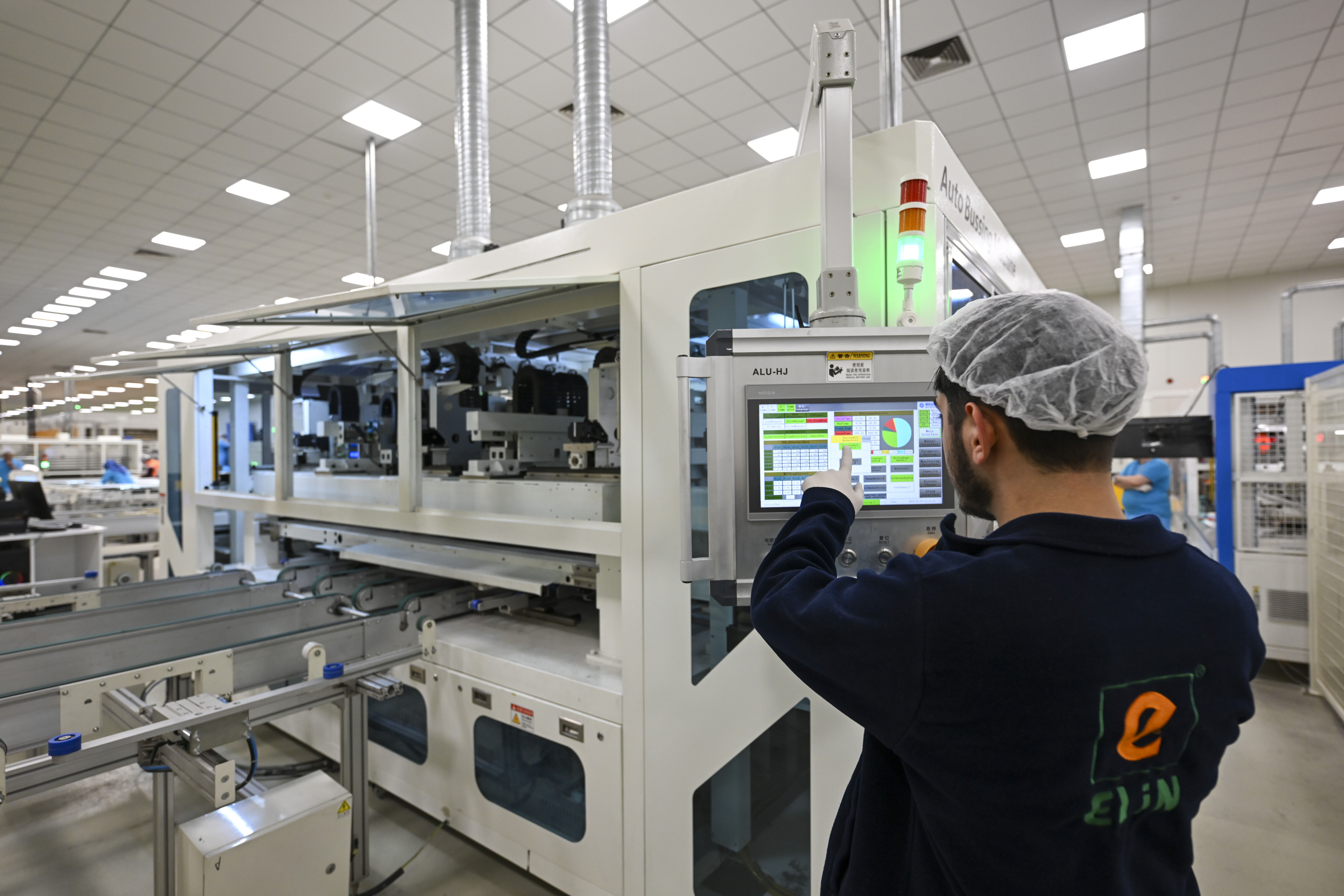 1500 kişiye istihdam sağlayacak! Temelleri temmuz ayında atılacak: Sivas'a 400 milyon dolarlık fabrika 1500 kişiye istihdam sağlayacak! Temelleri temmuz ayında atılacak: Sivas'a 400 milyon dolarlık fabrika - 2. Resim