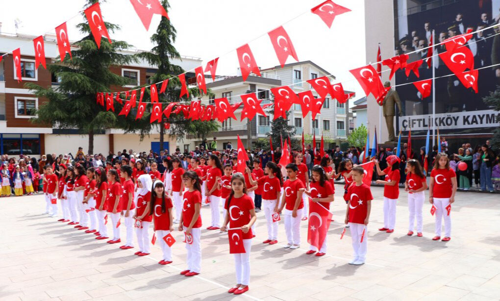 19 Mayıs resmi tatil mi, 19 Mayıs okullar tatil mi olacak? 2025 Resmi Tatil Takvimi - 3. Resim