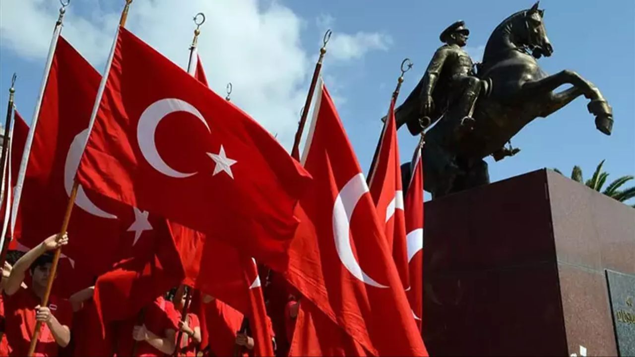19 Mayıs resmi tatil mi, 19 Mayıs okullar tatil mi olacak? 2025 Resmi Tatil Takvimi 19 Mayıs resmi tatil mi, 19 Mayıs okullar tatil mi olacak? 2025 Resmi Tatil Takvimi