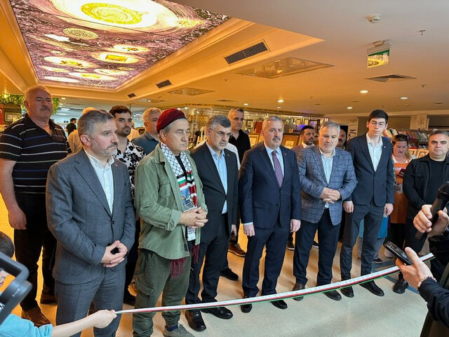 Çocuklar Gazze'yi çizerek öğrendi! Mimar Sinan Camii 'Acının Başkenti Filistin' sergisine ev sahipliği yapıyor - 3. Resim