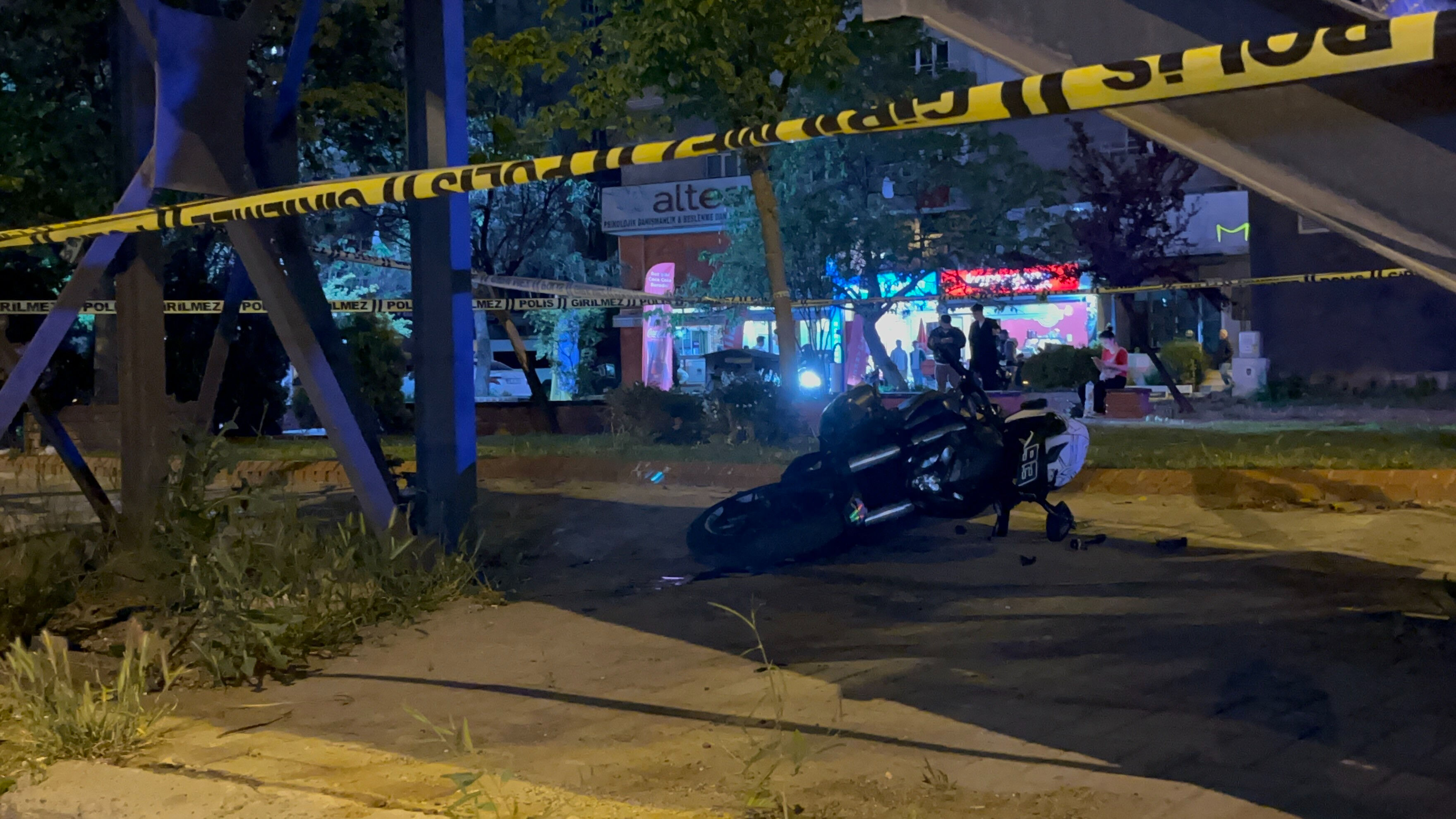 Çorlu'da facia! Bir saat arayla iki kez kaza şoku yaşadı: Hayat mücadelesi sürüyor Çorlu'da facia! Bir saat arayla iki kez kaza şoku yaşadı: Hayat mücadelesi sürüyor - 2. Resim