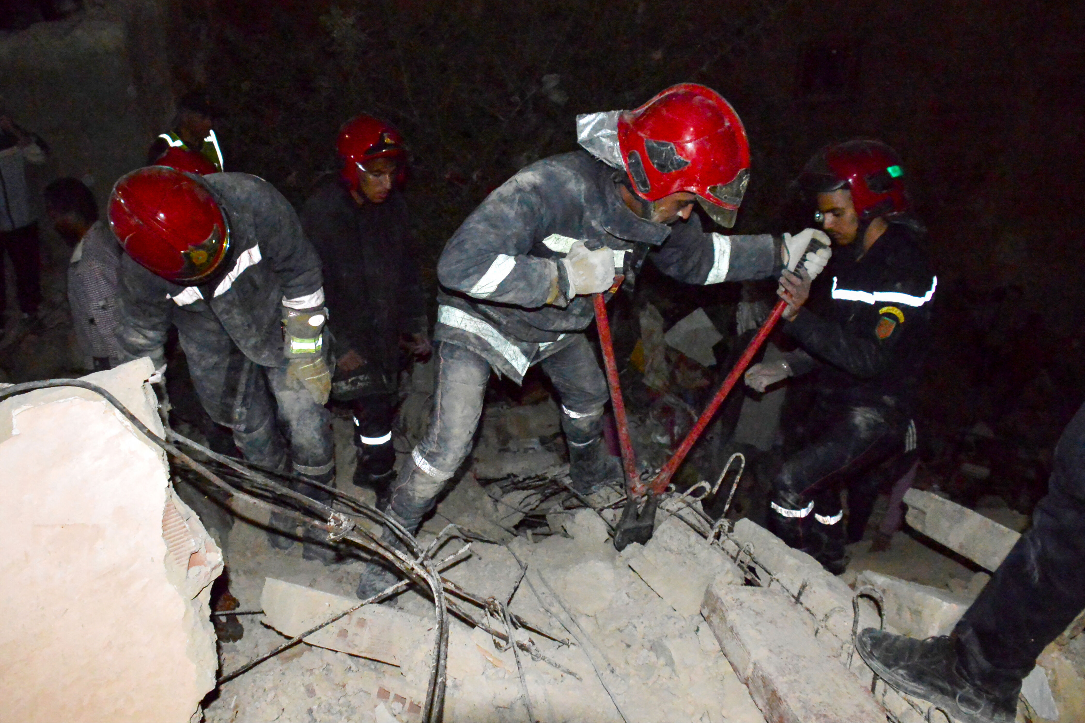 Fas’ta 6 katlı bina çöktü! Çok sayıda ölü ve yaralı var - 1. Resim