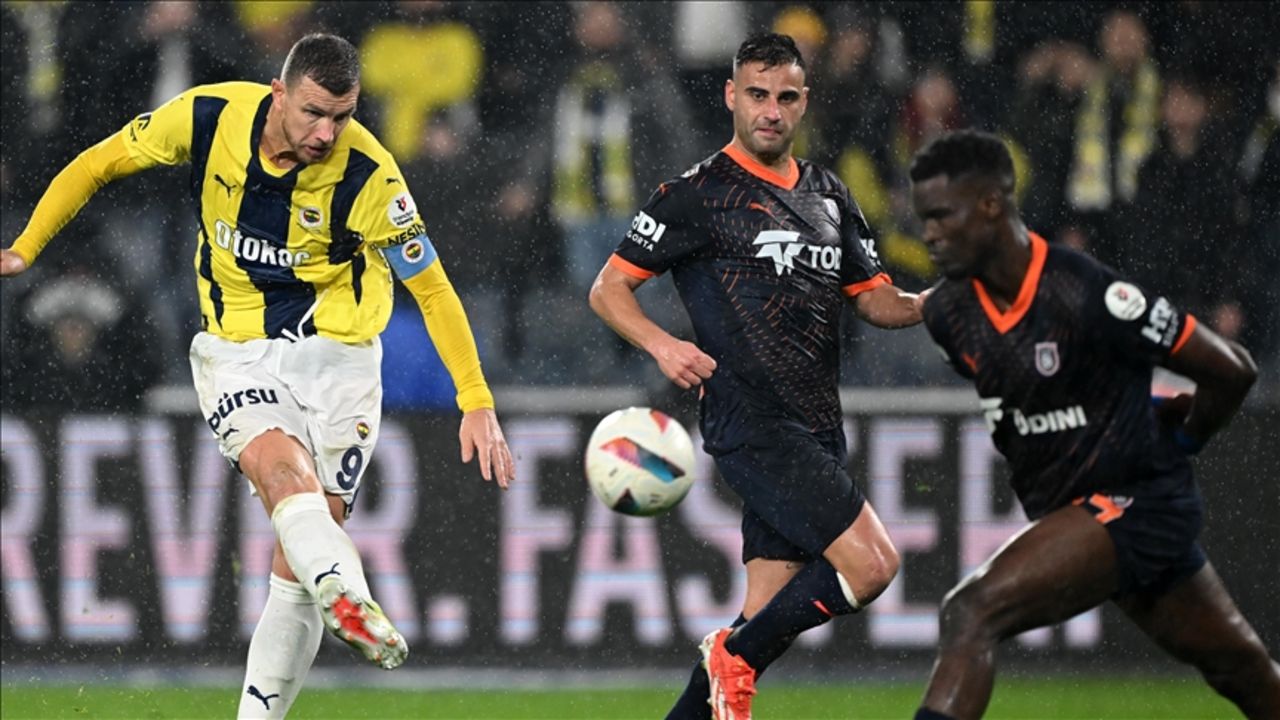 Fenerbahçe Başakşehir ile berabere kalırsa Galatasaray şampiyon olur mu? Fenerbahçe Başakşehir ile berabere kalırsa Galatasaray şampiyon olur mu?