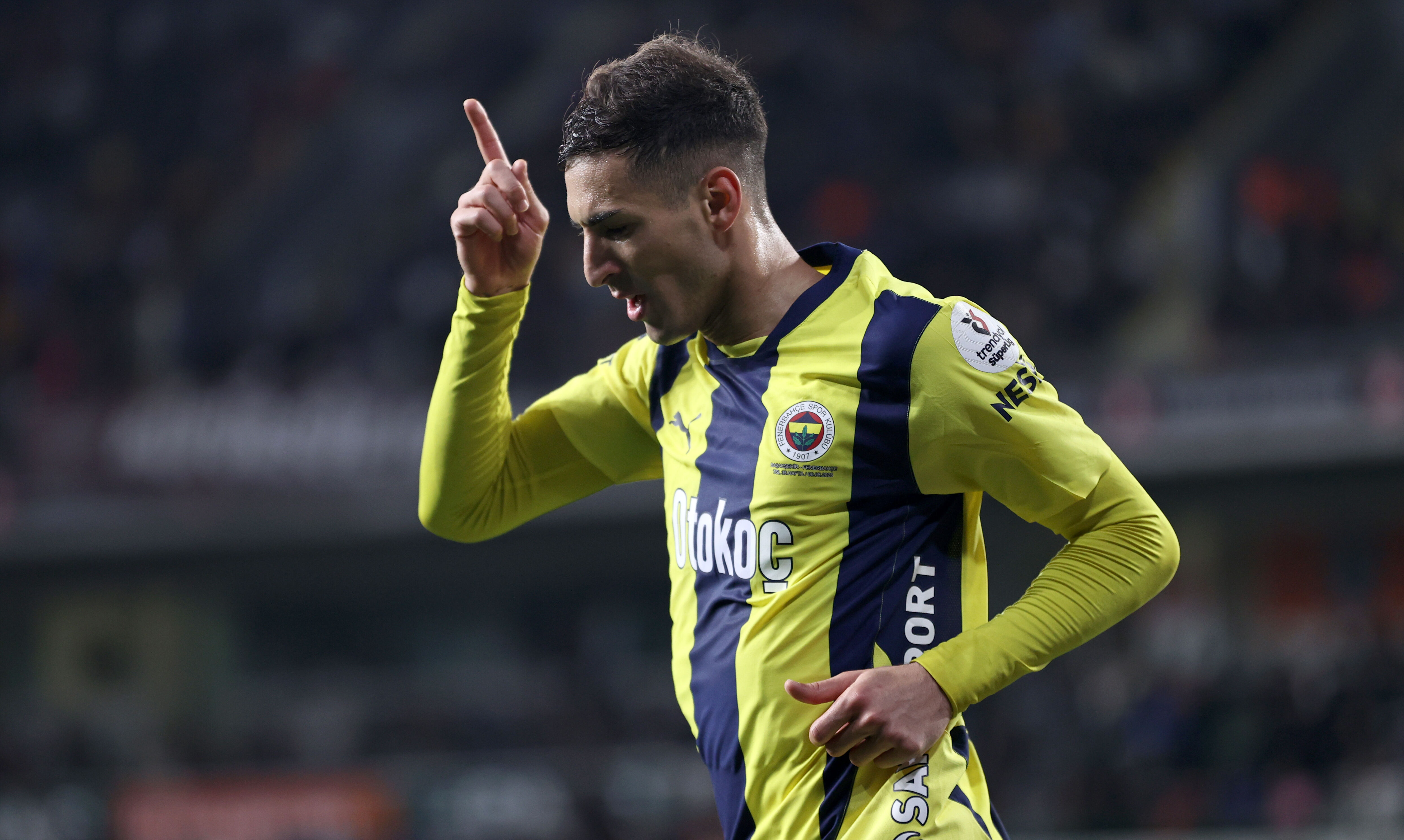 Fenerbahçe'den Galatasaray'ın şampiyonluk kutlamalarına erteleme! CANLI ANLATIM | RAMS Başakşehir - Fenerbahçe - 1. Resim