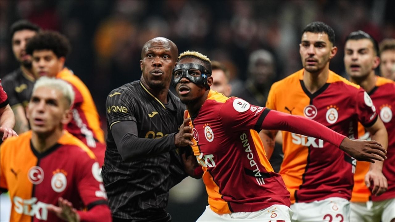 Galatasaray Trabzonspor'u yenerse şampiyon olur mu? Süper Lig 35. hafta Trabzonspor Galatasaray maçı Galatasaray Trabzonspor'u yenerse şampiyon olur mu? Süper Lig 35. hafta Trabzonspor Galatasaray maçı