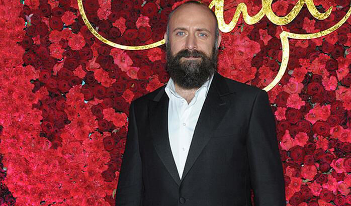 Halit Ergenç ve Rıza Kocaoğlu 'yalancı tanıklık' suçlamasıyla hakim karşısında Halit Ergenç ve Rıza Kocaoğlu 'yalan tanıklık' suçlamasıyla hakim karşısında - 1. Resim