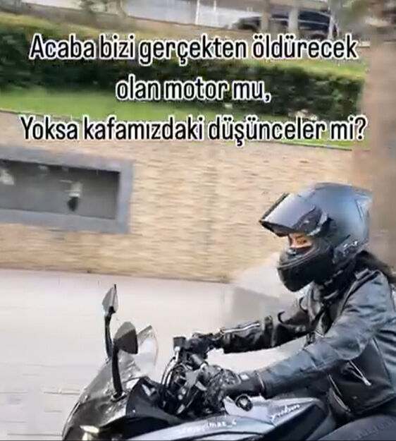 Miksere çarpan motosiklet sürücüsü can verdi! Genç kadının o paylaşımı yürek yaktı Miksere çarpan motosiklet sürücüsü can verdi! Genç kadının o paylaşımı yürek yaktı - 3. Resim