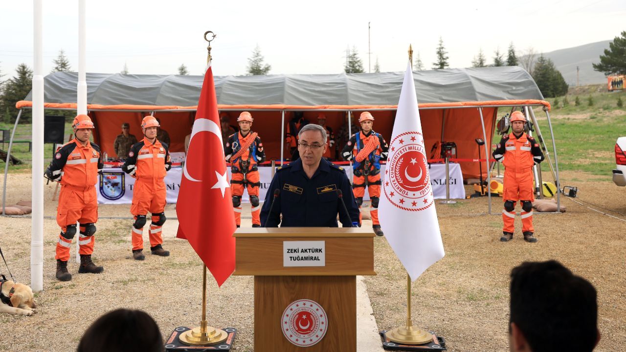 MSB'den 'algı operasyonu' tepkisi: Bölücü örgüte tavrımız belli MSB'den 'algı operasyonu' tepkisi: Bölücü örgüte tavrımız belli