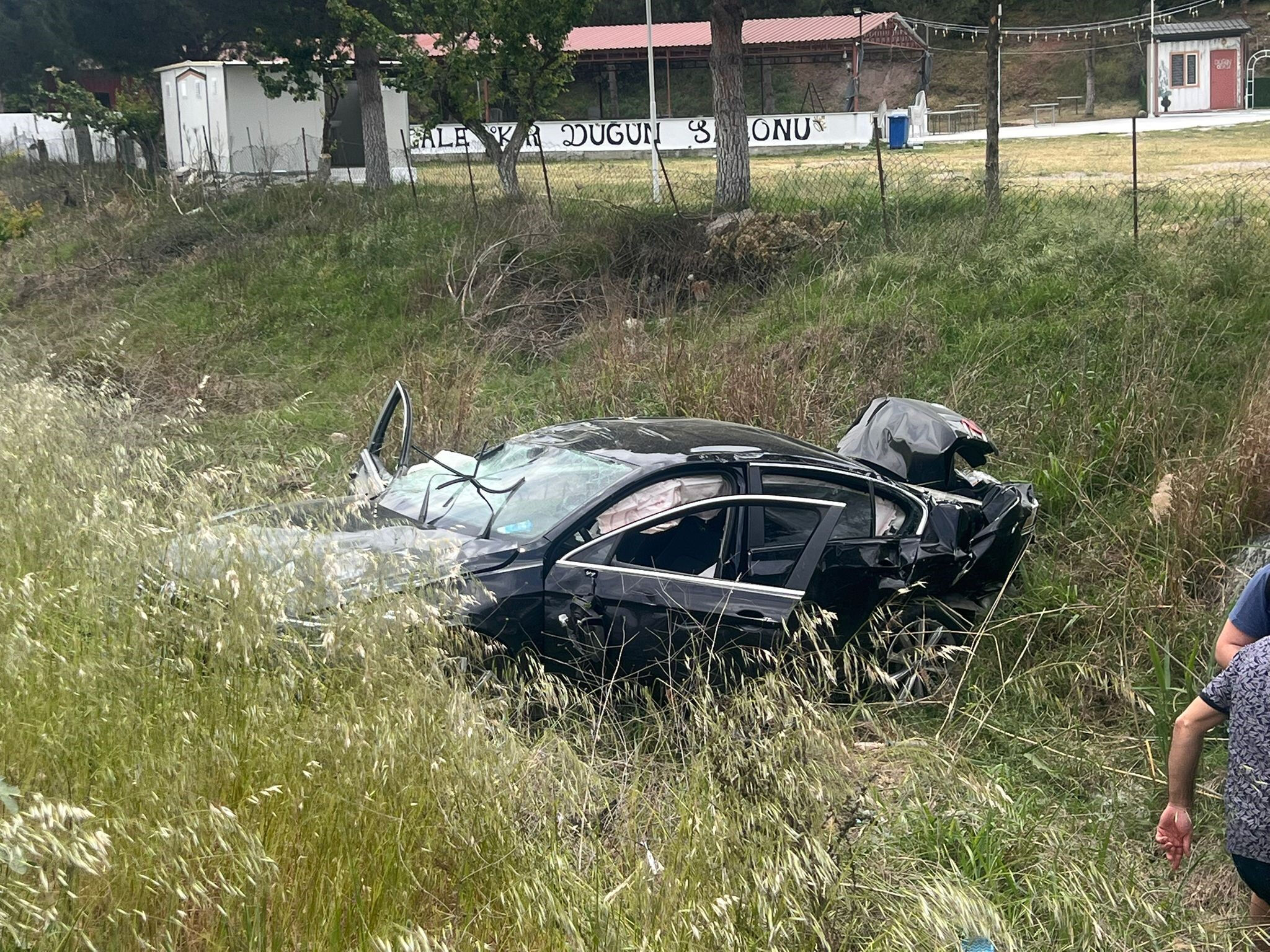 Çanakkale'de yolcu otobüsü, kamyon ve otomobil birbirine girdi! 8 ölü, çok sayıda yaralı var Çanakkale'de yolcu otobüsü, kamyon ve otomobil birbirine girdi! 6 ölü, çok sayıda yaralı var - 3. Resim