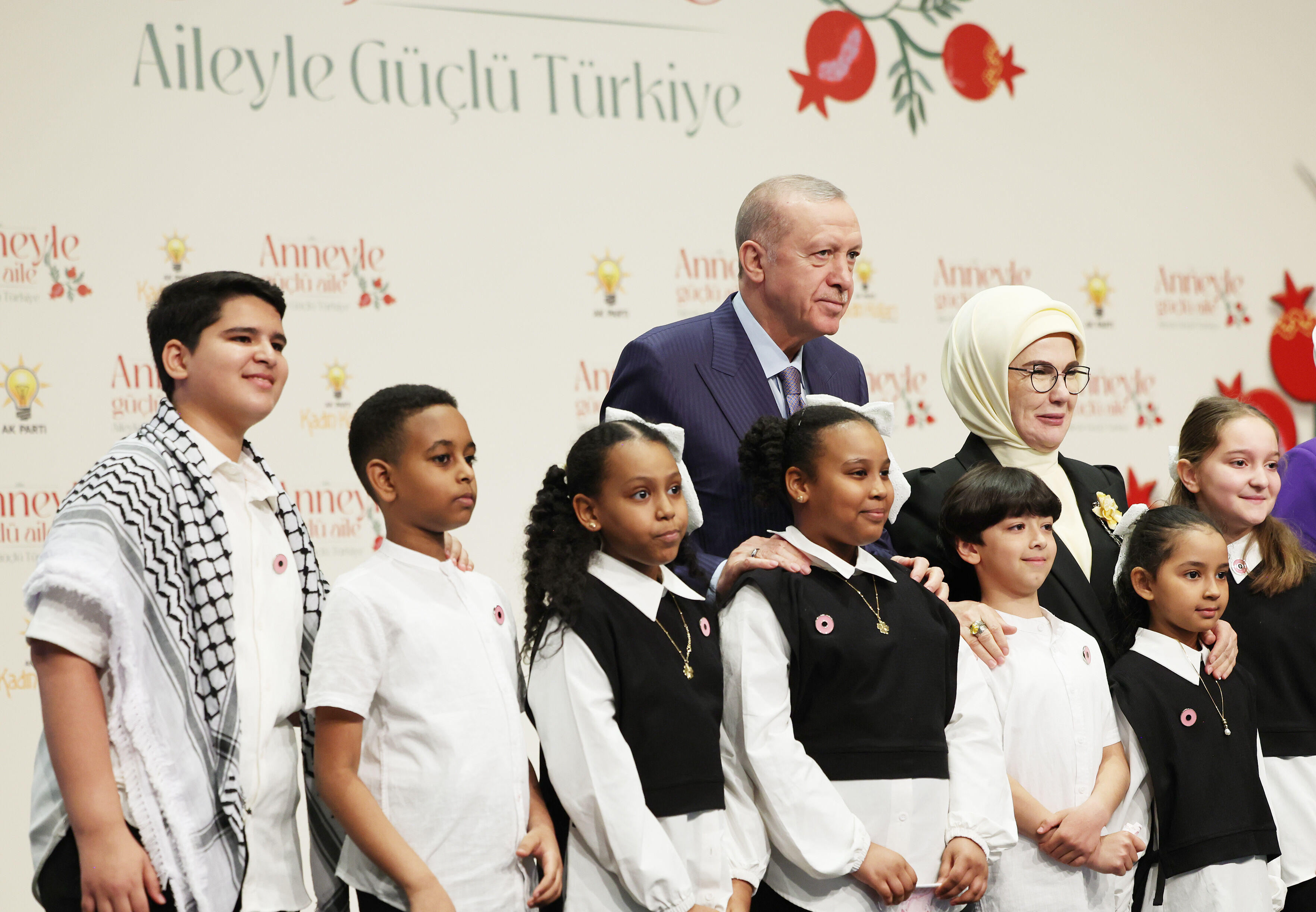 Cumhurbaşkanı Erdoğan'dan 'Terörsüz Türkiye' mesajı: Her an müjdeleri alabilirsiniz Cumhurbaşkanı Erdoğan'dan 'Terörsüz Türkiye' mesajı: Her an müjdeleri alabilirsiniz - 5. Resim