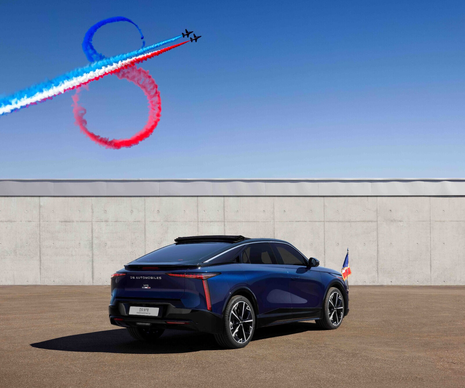 Fransa Cumhurbaşkanlığı için özel tasarlandı: PRESIDENTIAL DS N°8 - 1. Resim