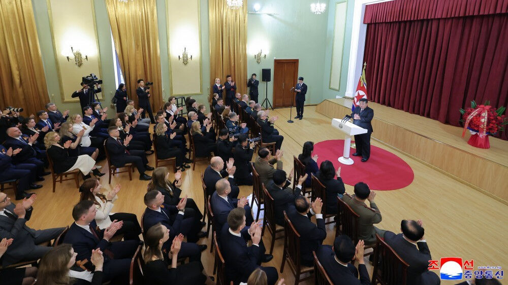 Kuzey Kore lideri Kim'den bomba itiraf!  Kuzey Kore lideri Kim'den bomba itiraf!