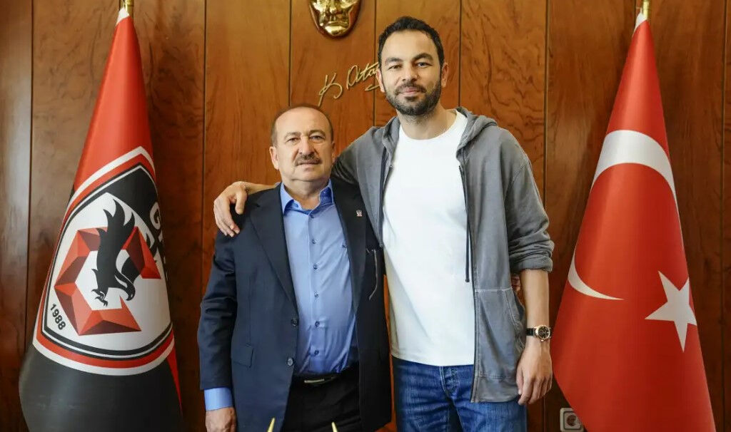 Süper Lig'de bir ayrılık daha! Gaziantep FK Selçuk İnan ile yolları ayırdı Süper Lig'de bir ayrılık daha! Gaziantep FK Selçuk İnan ile yolları ayırdı - 1. Resim