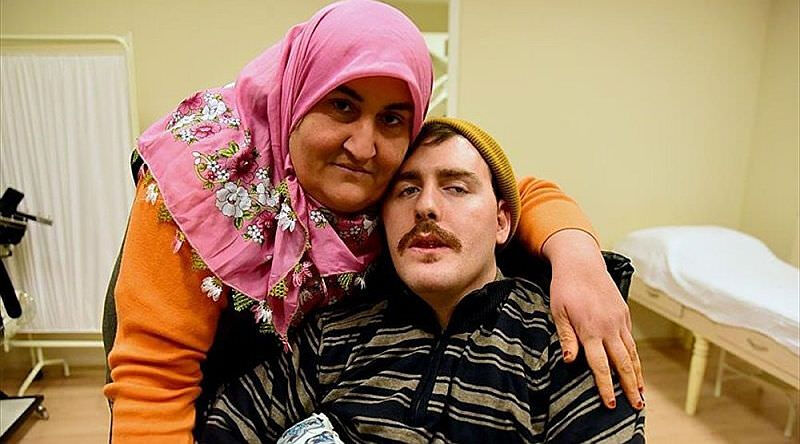 Antalya’dan Moskova’ya bir umut hikayesi! Hayatı film oluyor: Ünlü oyuncu yıllar sonra kamera karşısında Antalya’dan Moskova’ya bir umut hikayesi! Hayatı film oluyor: Ünlü oyuncu yıllar sonra kamera karşısında - 6. Resim