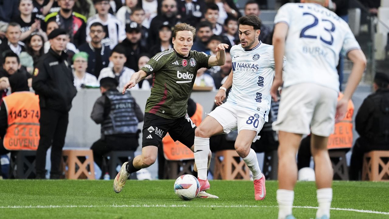 Kartal uçuşa geçti! Beşiktaş, Adana Demirspor'u 4 golle geçti Kartal uçuşa geçti! Beşiktaş, Adana Demirspor'u 4 golle geçti