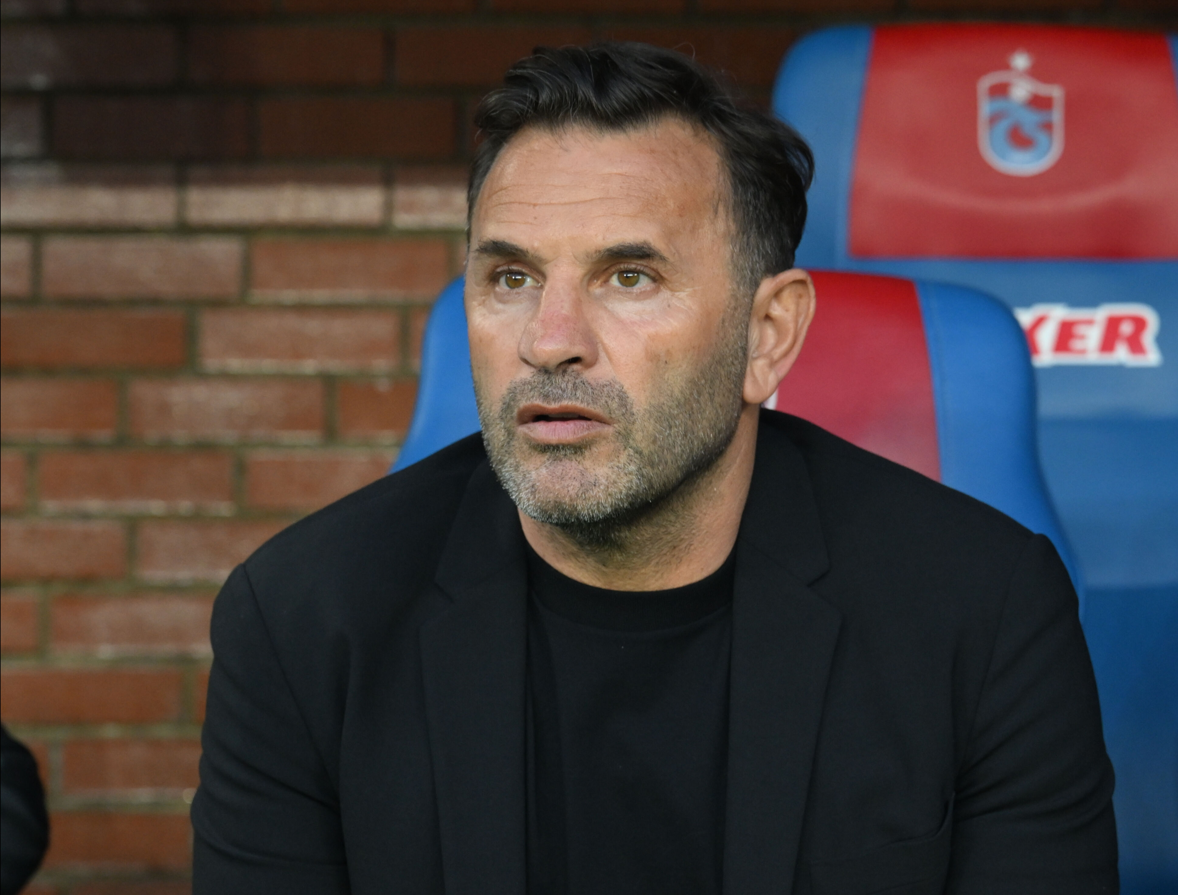 İmparator Buruk! Galatasaray'ı 13. sırada devraldı üst üste üçüncü şampiyonluğa götürüyor İmparator Buruk! Galatasaray'ı 13. sırada devraldı üst üste üçüncü şampiyonluğa götürüyor - 1. Resim