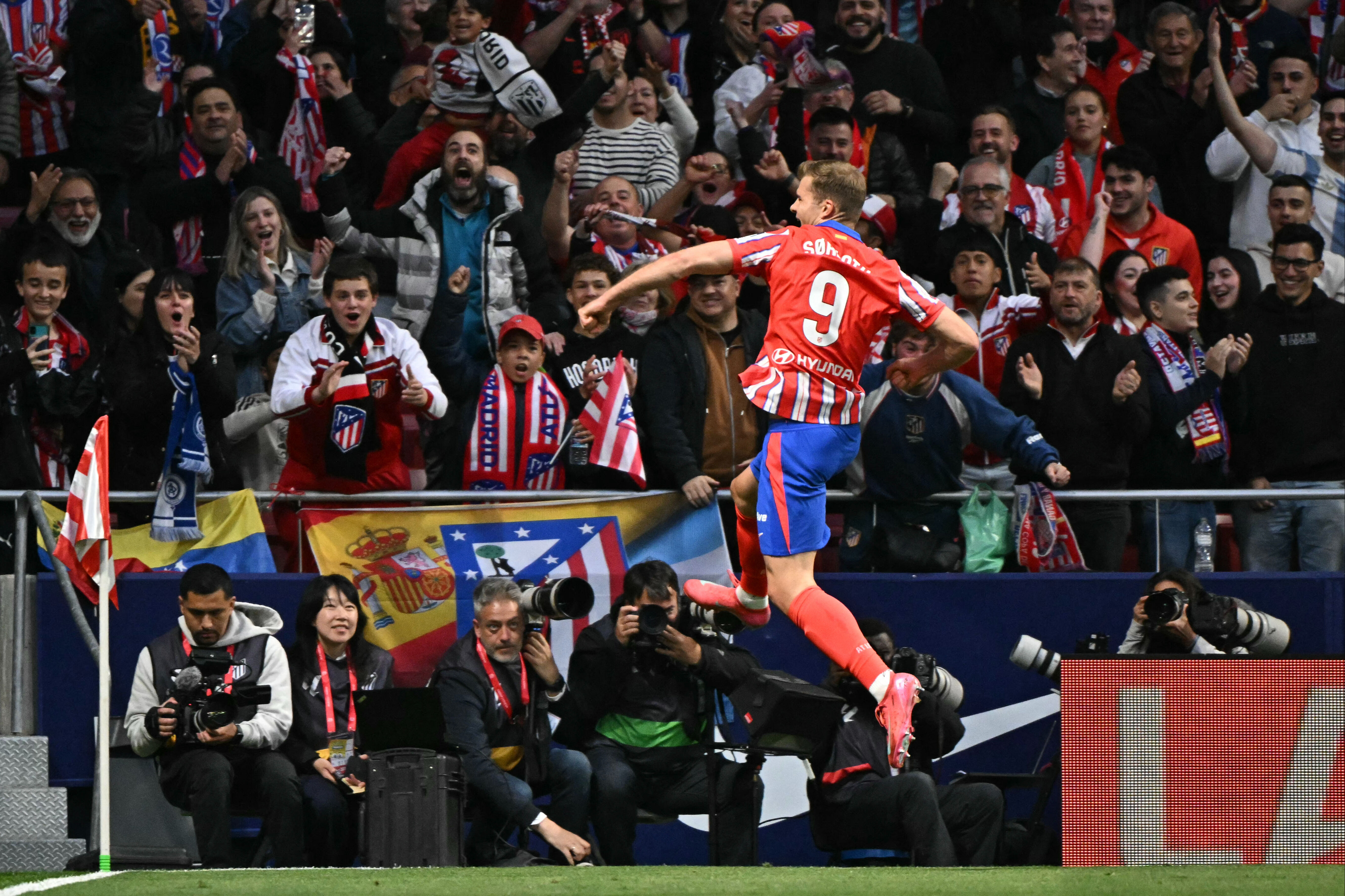 Süper Lig'in eski yıldızı İspanya'da alev aldı! 30 dakikada 4 gol birden - 1. Resim