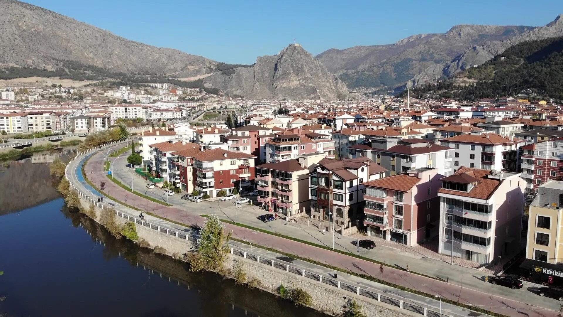 Yaşlı adama hayatının şokunu yaşattılar! En yakınlarının kurduğu tuzak pes dedirtti - 2. Resim