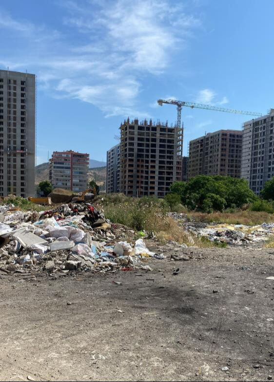 Adına yakışmayan manzara! Örnekköy'de çöp yığınları - 2. Resim
