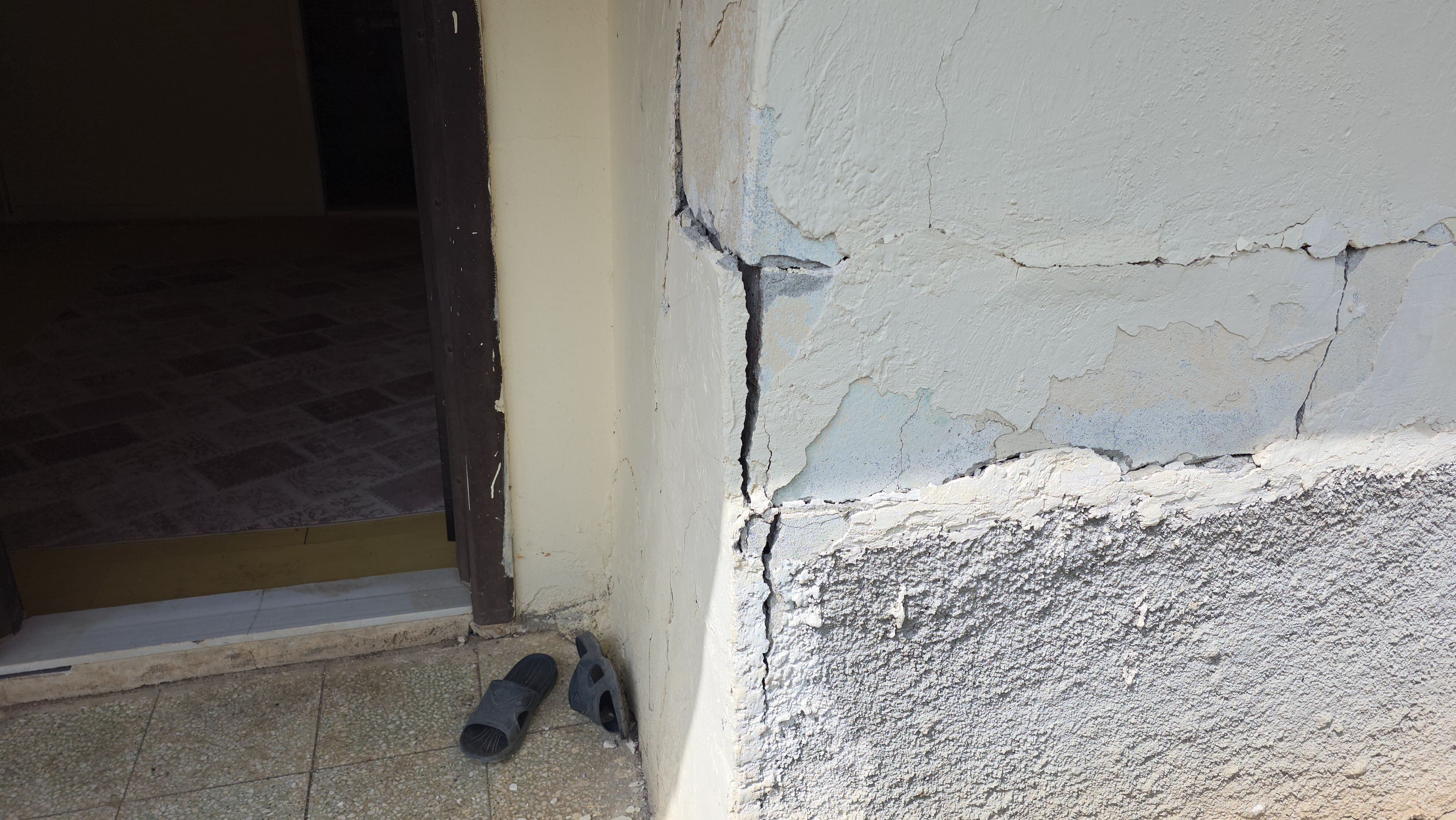 Amasya'daki deprem sonrası yaşanan panik kamerada! - 1. Resim