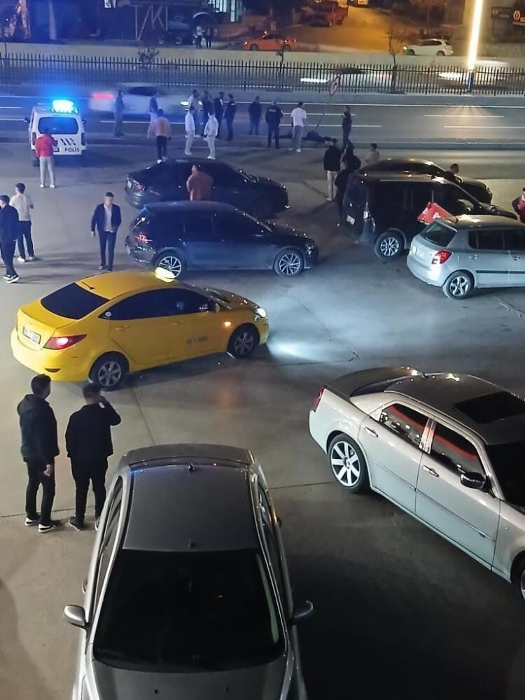 Ankara'da kaza! Motosiklet trafik levhasına çarptı: 2 ölü - 1. Resim