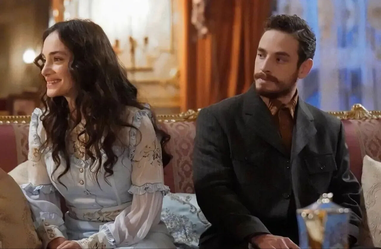 Cem Yiğit Üzümoğlu Şakir Paşa dizisinden ayrılıyor mu? Akıbeti merak konusu oldu - 1. Resim