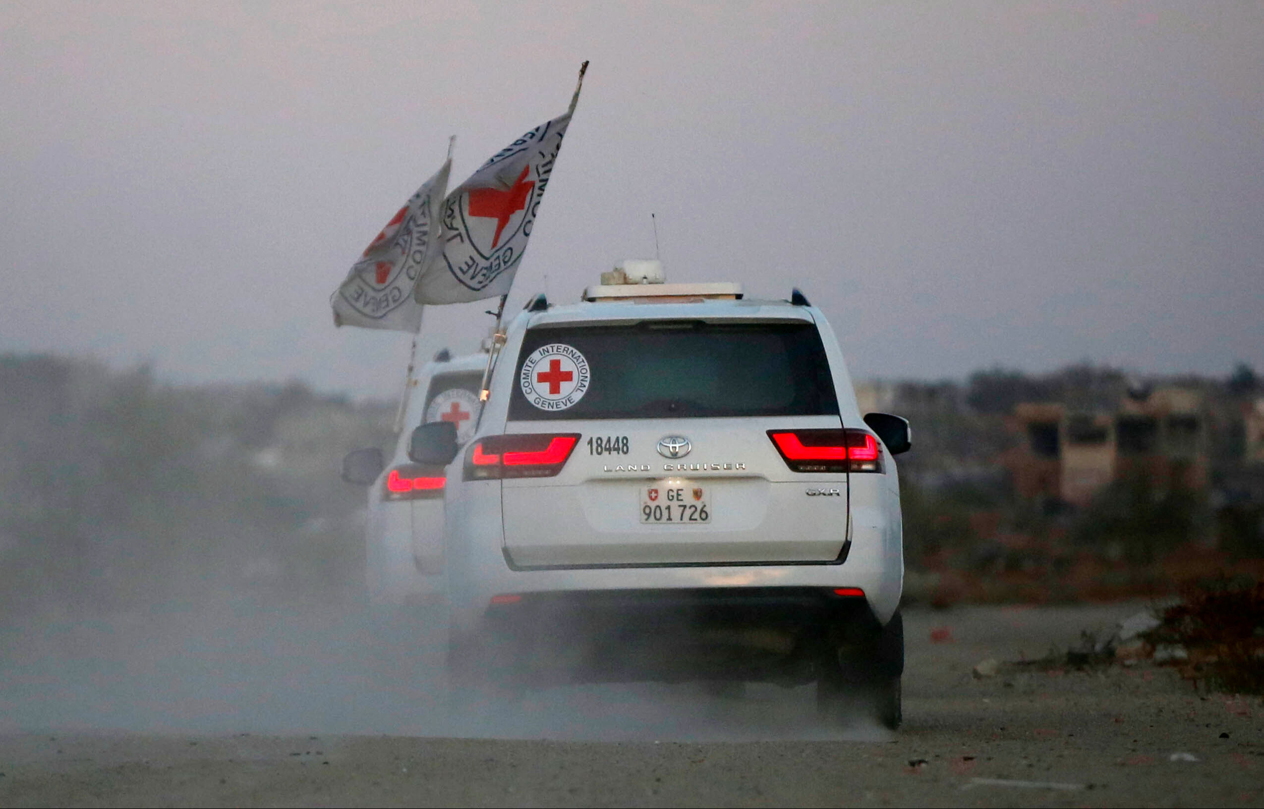 Hamas'tan Trump'a jest! ABD-İsrail vatandaşı esir asker serbest kaldı - 2. Resim