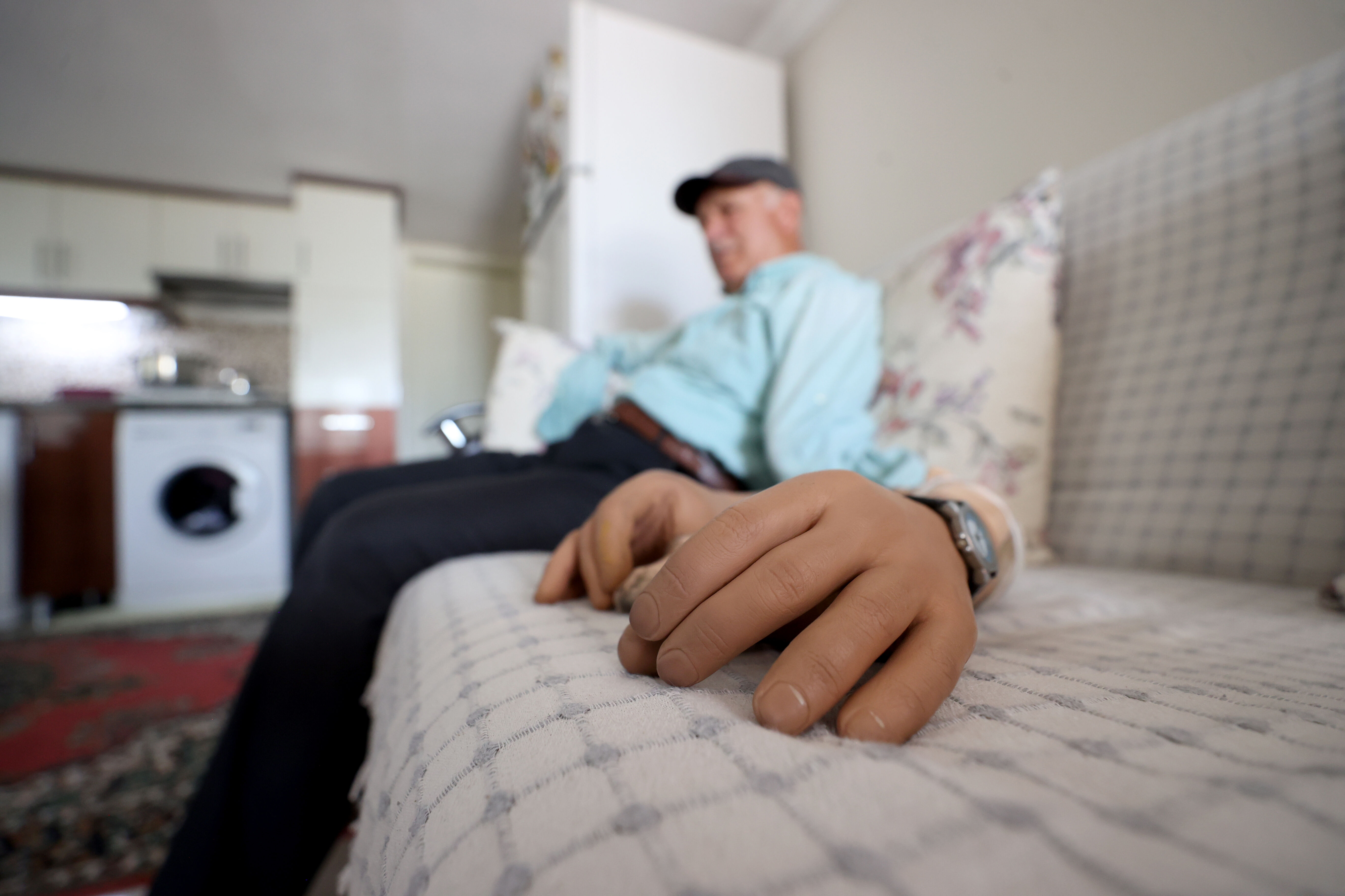 Herkes onu konuşuyor! 35 yıldır böyle ekip biçiyor: İnsan isterse yapar - 4. Resim