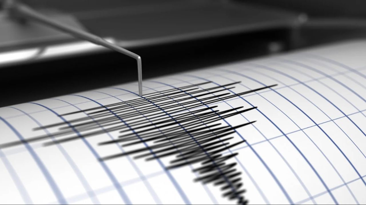 İstanbul'da deprem mi oldu? Marmara'da hissedilen deprem meydana geldi İstanbul'da deprem mi oldu? Marmara'da hissedilen deprem meydana geldi