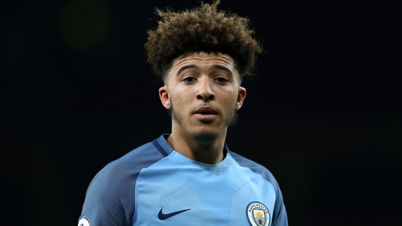 Jadon Sancho kimdir, nereli, hangi takımda oynuyor? Fenerbahçe'den kanat transferi operasyonu! Jadon Sancho kimdir, nereli, hangi takımda oynuyor? Fenerbahçe'den kanat transferi operasyonu!