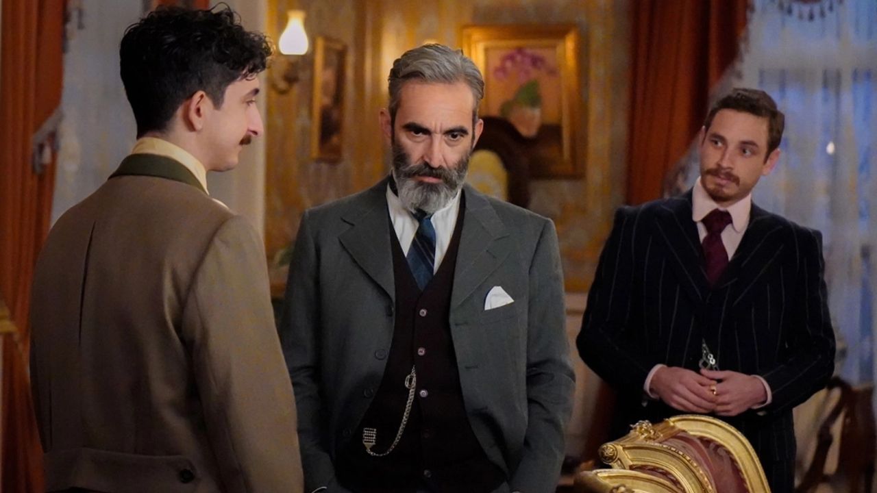Şakir Paşa Ailesi final mi yaptı, bitti mi? Şakir Paşa Ailesi son bölüm merak uyandırdı Şakir Paşa Ailesi final mi yaptı, bitti mi? Şakir Paşa Ailesi son bölüm merak uyandırdı