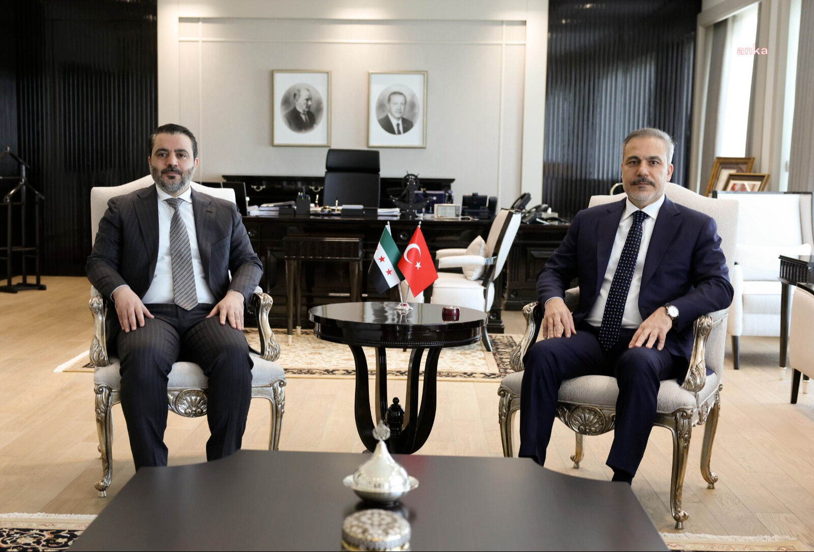 Suriye için Üçlü Zirve başladı! Ürdün ve Suriye Bakanları Ankara'da buluştu - 1. Resim